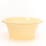 Plastic Plate with Handle - Image 2